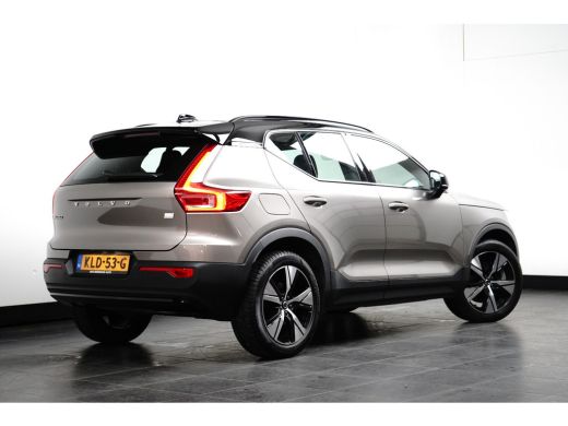 Volvo  XC40 1.5 T4 Recharge R-Design | Camera | Pilot Assist | Stoel&stuurverwarming | Nubuck | Apple Carplay | ActivLease financial lease