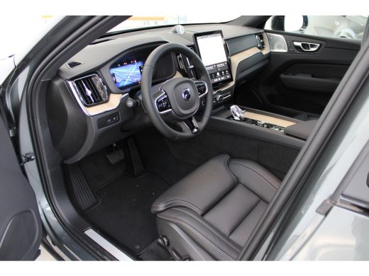 Volvo  XC60 T8 406PK AWD Ultra Dark | Executive | Luchtvering | B&W | 22" | Massage | HUD ActivLease financial lease