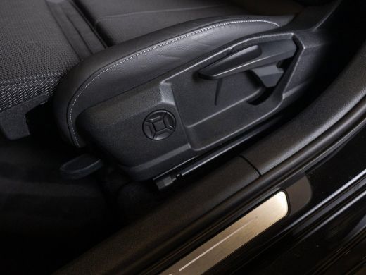 Audi A3 Sportback 35 TFSI 2x S-Line edition / 150pk / Panorama dak / Sonos / Achteruitrij camera / ActivLease financial lease