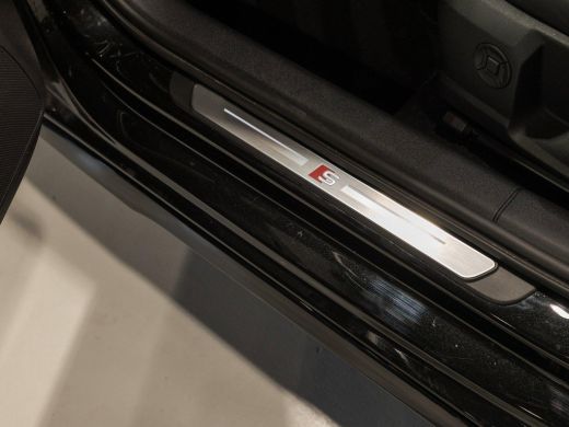 Audi A3 Sportback 35 TFSI 2x S-Line edition / 150pk / Panorama dak / Sonos / Achteruitrij camera / ActivLease financial lease