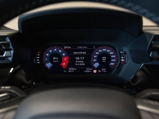Audi A3 Sportback 35 TFSI 2x S-Line edition / 150pk / Panorama dak / Sonos / Achteruitrij camera / ActivLease financial lease