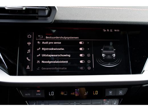 Audi A3 Sportback 40 TFSIe S line RS Bekleding MATRIX PANO MAXTON  ACC ActivLease financial lease