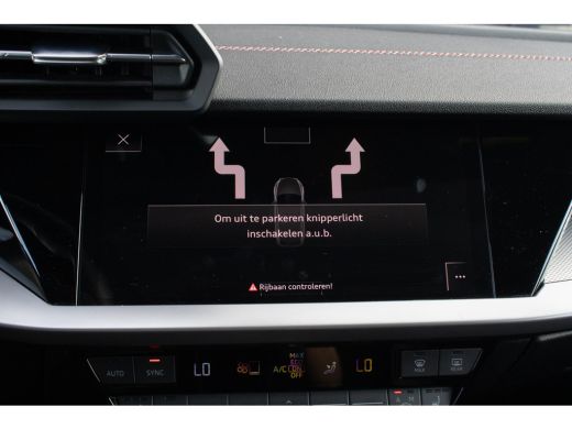 Audi A3 Sportback 40 TFSIe S line RS Bekleding MATRIX PANO MAXTON  ACC ActivLease financial lease