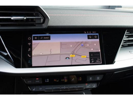 Audi A3 Sportback 40 TFSIe S line RS Bekleding MATRIX PANO MAXTON  ACC ActivLease financial lease
