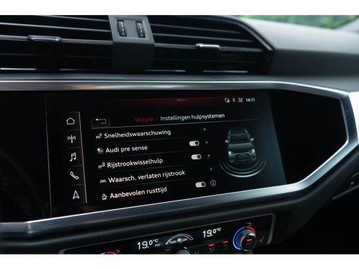 Audi Q3 35 TFSI / Cruise Control/ Virtual Cockpit/ Touch Navigatie/ 110kW (150PK) ActivLease financial lease