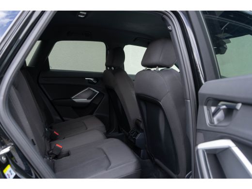 Audi Q3 35 TFSI / Cruise Control/ Virtual Cockpit/ Touch Navigatie/ 110kW (150PK) ActivLease financial lease