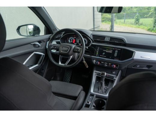 Audi Q3 35 TFSI / Cruise Control/ Virtual Cockpit/ Touch Navigatie/ 110kW (150PK) ActivLease financial lease