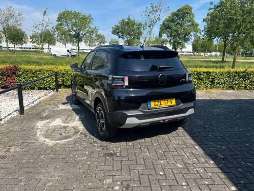 Citroën &euml;-C3 Max 113pk 44 kWh SOH 98% | 11Kw lader | Apple Caprlay/Android Auto | Parkeersenoren | Camera | 17... ActivLease financial lease