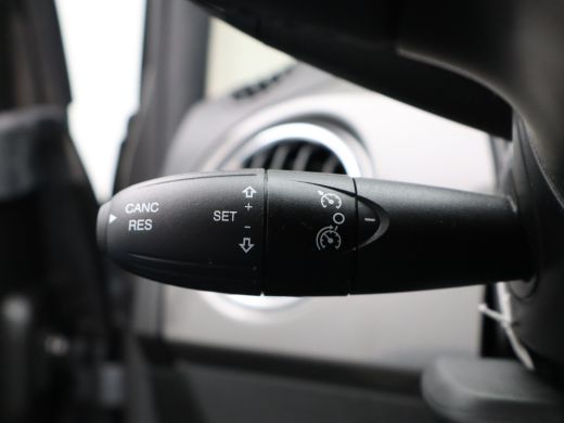 Fiat 500 0.9 TwinAir Turbo Young | Navigatie | Cruise Control | Climate Control | Apple Carplay/Android Auto ActivLease financial lease