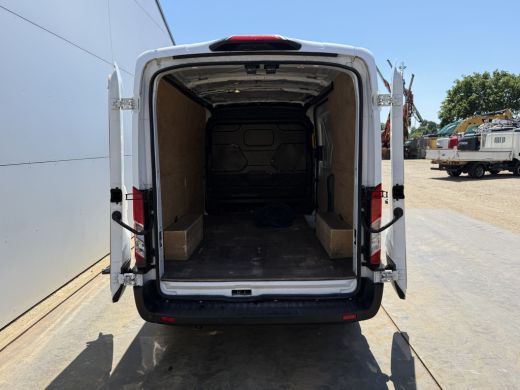 Ford E-Transit 68kWh 184PK L2H2 316km WLTP 94,9% (SOH) Climate Control Cruise Control CarPlay Navigatie Parkeers... ActivLease financial lease