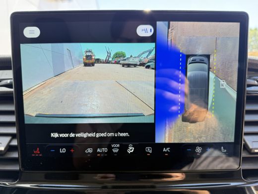 Ford E-Transit 68kWh 184PK L2H2 316km WLTP 94,9% (SOH) Climate Control Cruise Control CarPlay Navigatie Parkeers... ActivLease financial lease