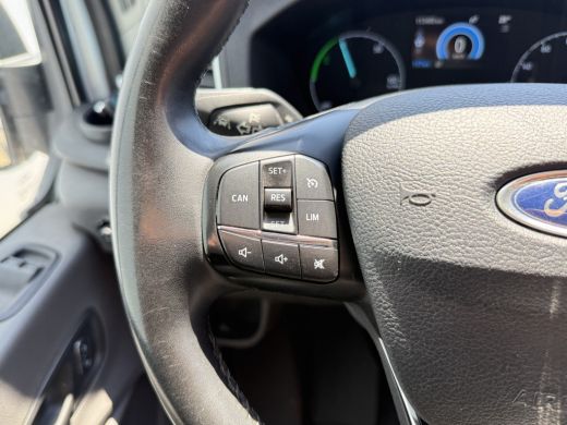 Ford E-Transit 68kWh 184PK L2H2 316km WLTP 94,9% (SOH) Climate Control Cruise Control CarPlay Navigatie Parkeers... ActivLease financial lease