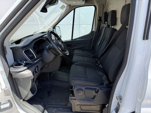 Ford E-Transit 68kWh 184PK L2H2 316km WLTP 94,9% (SOH) Climate Control Cruise Control CarPlay Navigatie Parkeers... ActivLease financial lease