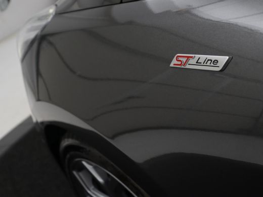 Ford Fiesta 1.0 EcoBoost ST-Line | Parkeersensoren | B&O | Automaat | Navigatie | Stoelverwarming | Stuurverw... ActivLease financial lease