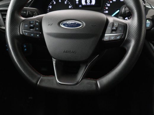 Ford Fiesta 1.0 EcoBoost ST-Line | Parkeersensoren | B&O | Automaat | Navigatie | Stoelverwarming | Stuurverw... ActivLease financial lease