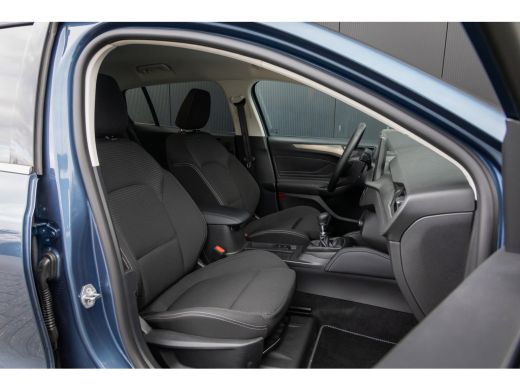 Ford Focus 1.0 EcoBoost Hybrid Titanium X | Winter-pack | AGR-stoelen ActivLease financial lease