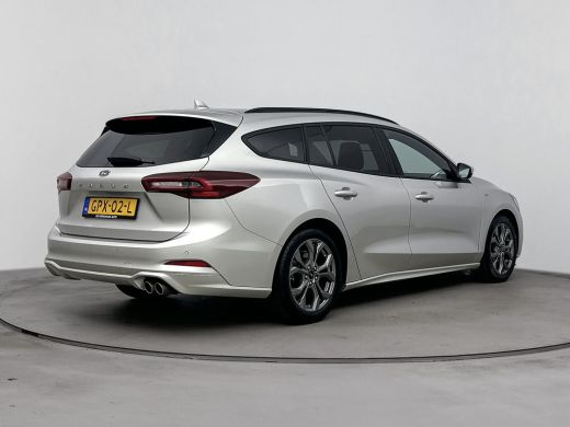 Ford Focus 1.0EB Hybrid ST Line | NL-AUTO! | 1E EIGENAAR! | WINTERPACK | PARK SENS V+A | LANE ASSIST | CRUIS... ActivLease financial lease