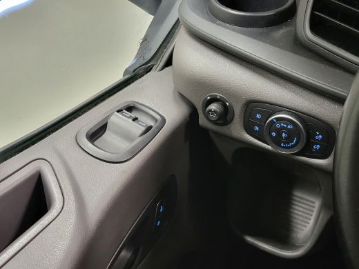 Ford Transit 2.0TDCI Bakwagen Laadklep Nieuwe apk Euro 6! ActivLease financial lease