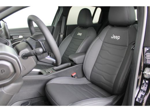 Jeep Avenger 1.2 e-Hybrid Summit | 8 Jaar garantie | Panoramadak | Lederen bekleding | Camera | Navigatie | El... ActivLease financial lease