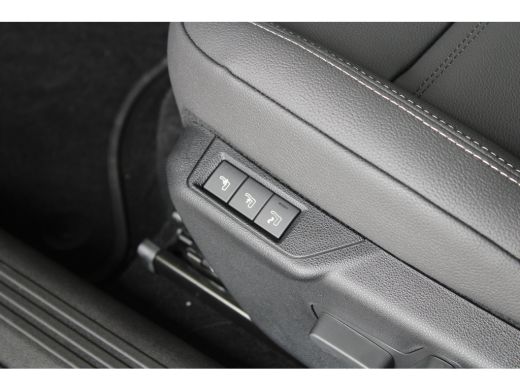 Jeep Avenger 1.2 e-Hybrid Summit | 8 Jaar garantie | Panoramadak | Lederen bekleding | Camera | Navigatie | El... ActivLease financial lease