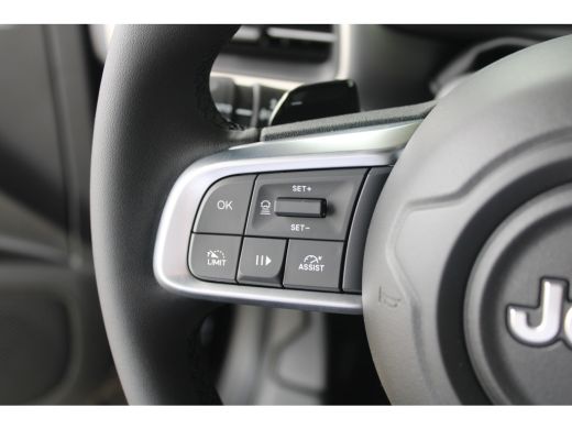 Jeep Avenger 1.2 e-Hybrid Summit | 8 Jaar garantie | Panoramadak | Lederen bekleding | Camera | Navigatie | El... ActivLease financial lease