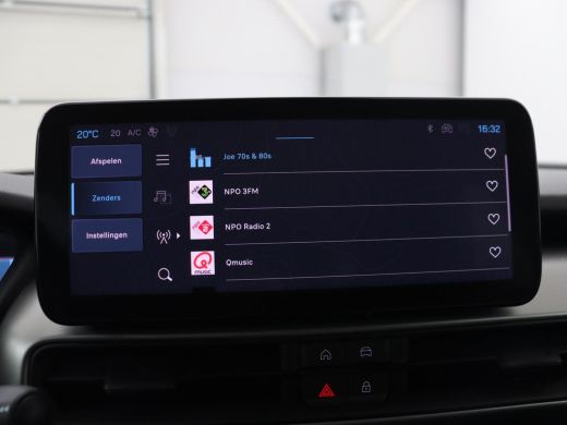Jeep Avenger 54 kWh SOH 95,4% | Digital cockpit | Navi | Adaptive cruise | Camera | Climate control | Carplay ... ActivLease financial lease