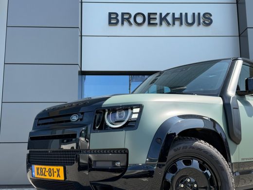 Land Rover Defender 110 P300e Trophy Edition Keswick Green | El. trekhaak | Koelbox | Koel/verwarmbare voorstoelen | ... ActivLease financial lease