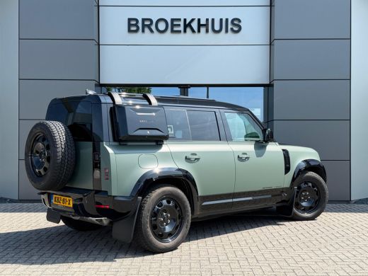 Land Rover Defender 110 P300e Trophy Edition Keswick Green | El. trekhaak | Koelbox | Koel/verwarmbare voorstoelen | ... ActivLease financial lease