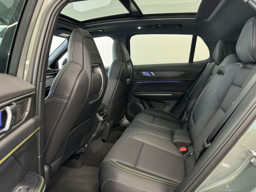 Lynk & Co 01 1.5 More | 360 Camera | Interieur voorverwarming | Panoramadak | Apple Carplay\Android Auto | ActivLease financial lease