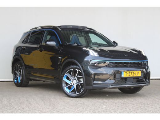Lynk & Co 01 1.5 | Zwarte hemelbekleding | Rolhoes | 360 camera | Schuif-kanteldak | Memory seat | ActivLease financial lease