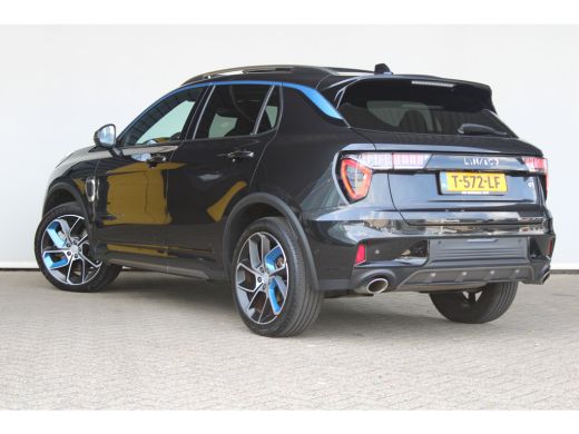 Lynk & Co 01 1.5 | Zwarte hemelbekleding | Rolhoes | 360 camera | Schuif-kanteldak | Memory seat | ActivLease financial lease