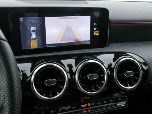 Mercedes-Benz A-Klasse 160 AMG-Styling Business Solution (INCL-BTW) *FULL-LED |  LEATHER-MICROFIBRE | KEYLESS | CARBON-I... ActivLease financial lease