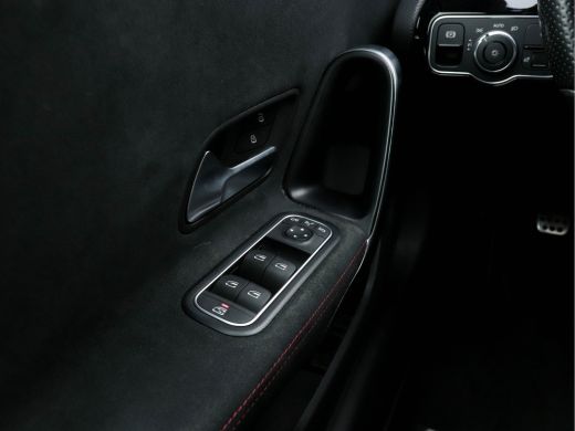 Mercedes-Benz A-Klasse 160 AMG-Styling Business Solution (INCL-BTW) *FULL-LED |  LEATHER-MICROFIBRE | KEYLESS | CARBON-I... ActivLease financial lease