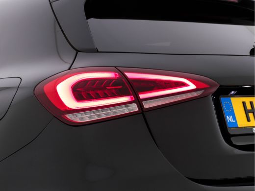 Mercedes-Benz A-Klasse 160 AMG-Styling Business Solution (INCL-BTW) *FULL-LED |  LEATHER-MICROFIBRE | KEYLESS | CARBON-I... ActivLease financial lease
