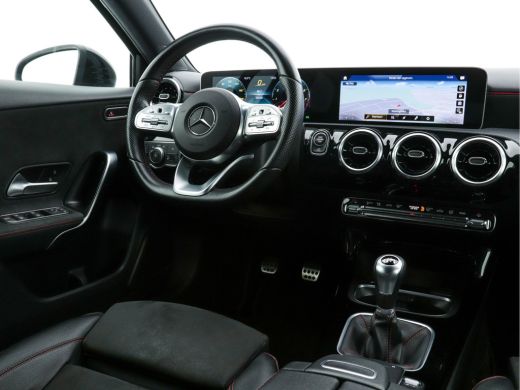 Mercedes-Benz A-Klasse 160 AMG-Styling Business Solution (INCL-BTW) *FULL-LED |  LEATHER-MICROFIBRE | KEYLESS | CARBON-I... ActivLease financial lease