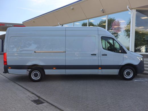 Mercedes-Benz Sprinter 315 1.9 CDI 150 PK AUT9 L3H2 + LED | CAMERA | NAVIGATIE | CARPLAY | PDC | CRUISE | MF STUUR ActivLease financial lease