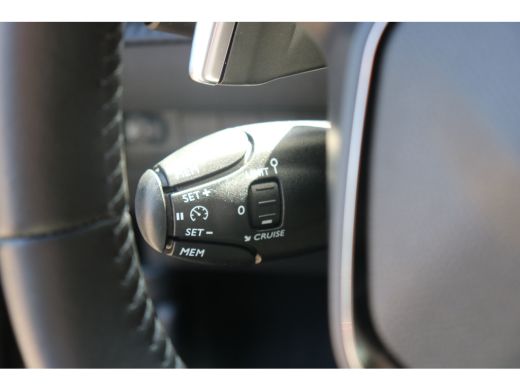 Peugeot 2008 1.2 Hybrid 136 Allure | PDC V+A | Cruise| Keyless | Apple carplay | LED | LMV 17"| DAB | ActivLease financial lease
