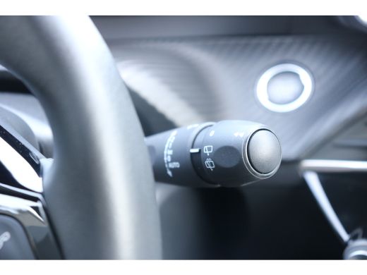 Peugeot 2008 1.2 Hybrid 136 Allure | PDC V+A | Cruise| Keyless | Apple carplay | LED | LMV 17"| DAB | ActivLease financial lease