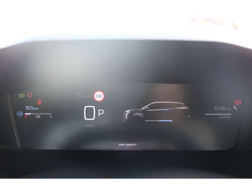 Peugeot 2008 1.2 Hybrid 136 Allure | PDC V+A | Cruise| Keyless | Apple carplay | LED | LMV 17"| DAB | ActivLease financial lease