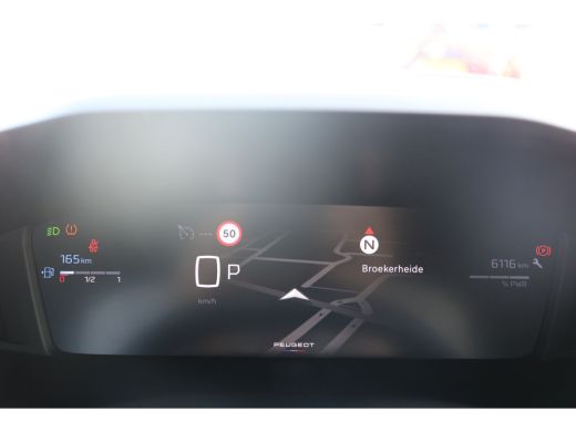 Peugeot 2008 1.2 Hybrid 136 Allure | PDC V+A | Cruise| Keyless | Apple carplay | LED | LMV 17"| DAB | ActivLease financial lease