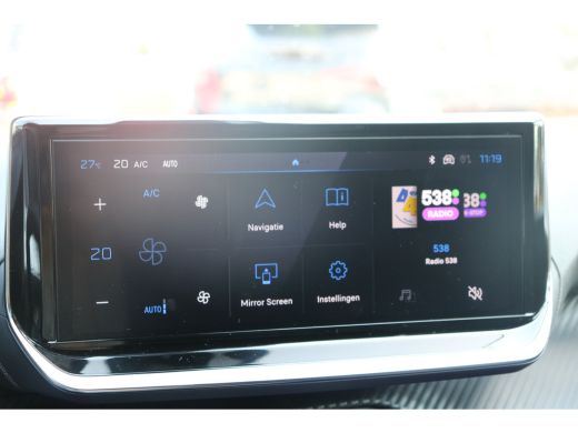 Peugeot 2008 1.2 Hybrid 136 Allure | PDC V+A | Cruise| Keyless | Apple carplay | LED | LMV 17"| DAB | ActivLease financial lease