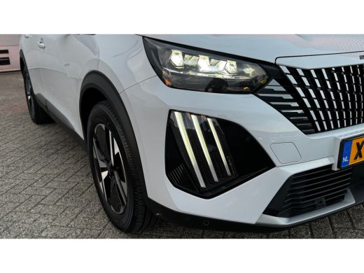Peugeot e-2008 54KWH 156PK GT PACK AUTOMAAT / NAVI / LEDER / CLIMA / LED / PDC / 17" LMV / KEYLESS / ALCANTARA /... ActivLease financial lease