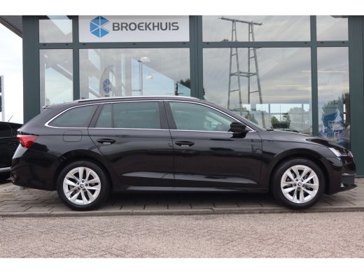 Skoda Octavia Combi 1.5 TSI Business Edition 115PK | Achteruitrijcamera | Cruise control | Draadloze telefoonlader ActivLease financial lease