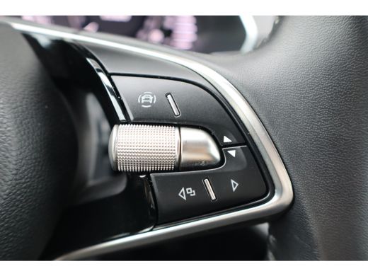 Skoda Octavia Combi 1.5 TSI Business Edition 115PK | Achteruitrijcamera | Cruise control | Draadloze telefoonlader ActivLease financial lease