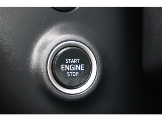 Skoda Octavia Combi 1.5 TSI Business Edition 115PK | Achteruitrijcamera | Cruise control | Draadloze telefoonlader ActivLease financial lease