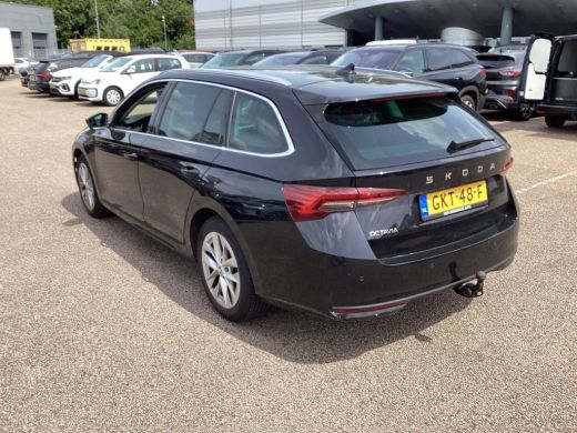 Skoda Octavia Combi 1.5 TSI Business Edition ActivLease financial lease