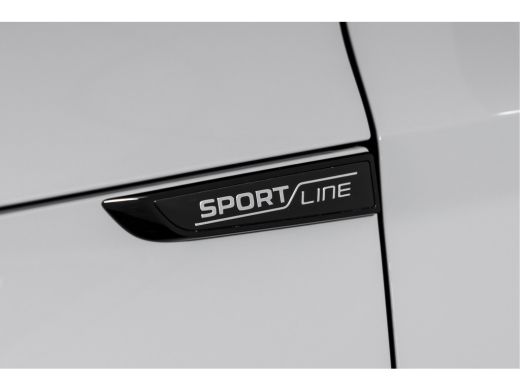 Skoda Octavia Combi 1.5 TSI MHEV 150 PK Sportline Business | Elek. Trekhaak | Matrix Led | Adapt. Cruise | Wint... ActivLease financial lease