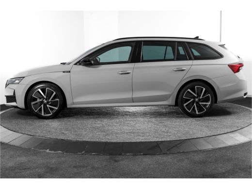 Skoda Octavia Combi 1.5 TSI MHEV 150 PK Sportline Business | Elek. Trekhaak | Matrix Led | Adapt. Cruise | Wint... ActivLease financial lease