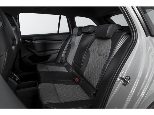 Skoda Octavia Combi 1.5 TSI MHEV 150 PK Sportline Business | Elek. Trekhaak | Matrix Led | Adapt. Cruise | Wint... ActivLease financial lease