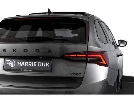 Skoda Octavia Combi 1.5 TSI MHEV 150 PK Sportline Business | S/K-Panodak | Elek. Trekhaak | Matrix Led | Adapt... ActivLease financial lease